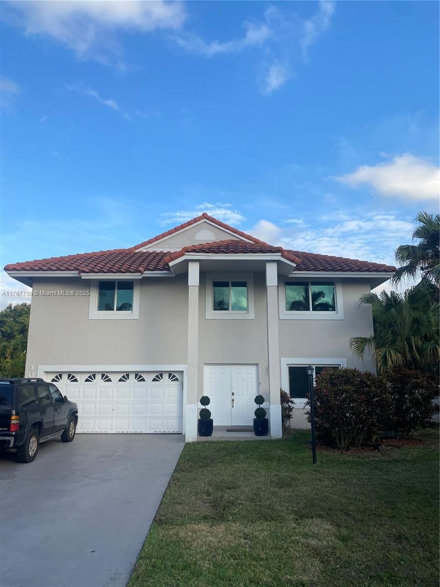 Real estate property located at 10355 45th Ln, Miami-dade, Doral Dunes 1st Addn, Doral, FL