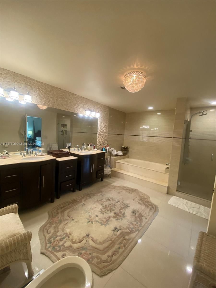 Real estate property located at 10355 45th Ln, Miami-dade, Doral Dunes 1st Addn, Doral, FL