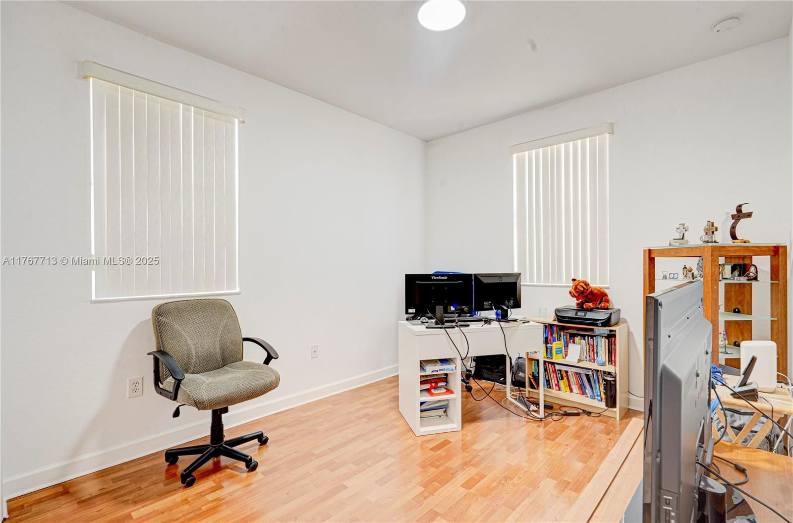 Real estate property located at 7807 114th Pl, Miami-dade, Doral Isles North Sec Two, Doral, FL