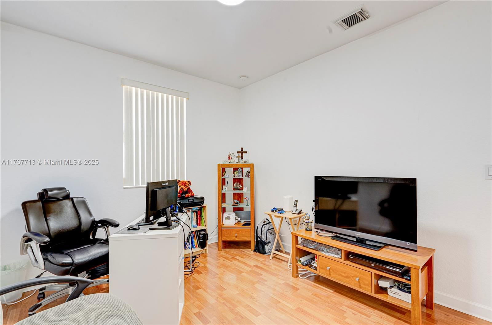 Real estate property located at 7807 114th Pl, Miami-dade, Doral Isles North Sec Two, Doral, FL