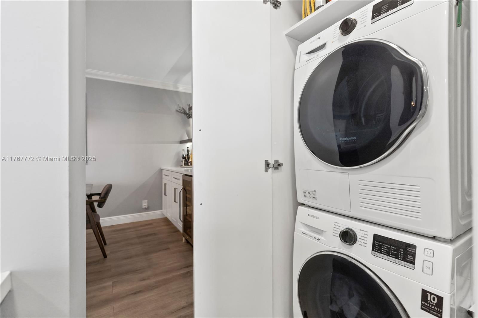 Real estate property located at 2841 Ocean Blvd #1806, Broward, Vantage View Condo, Fort Lauderdale, FL