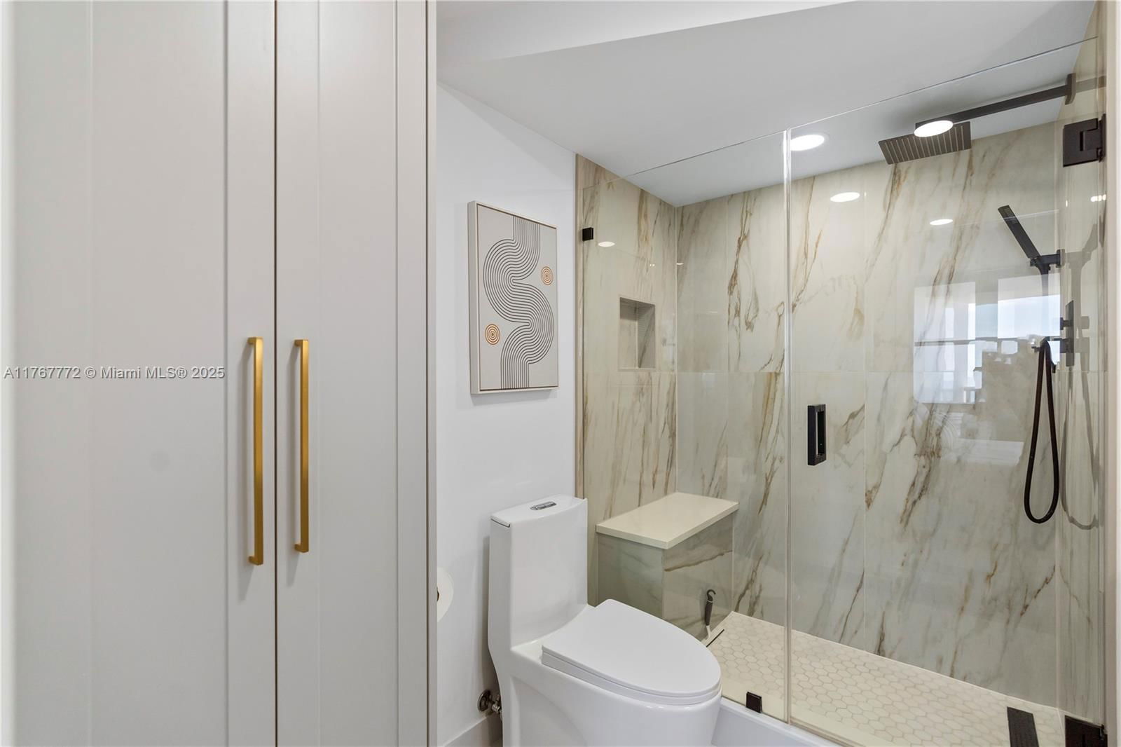 Real estate property located at 2841 Ocean Blvd #1806, Broward, Vantage View Condo, Fort Lauderdale, FL