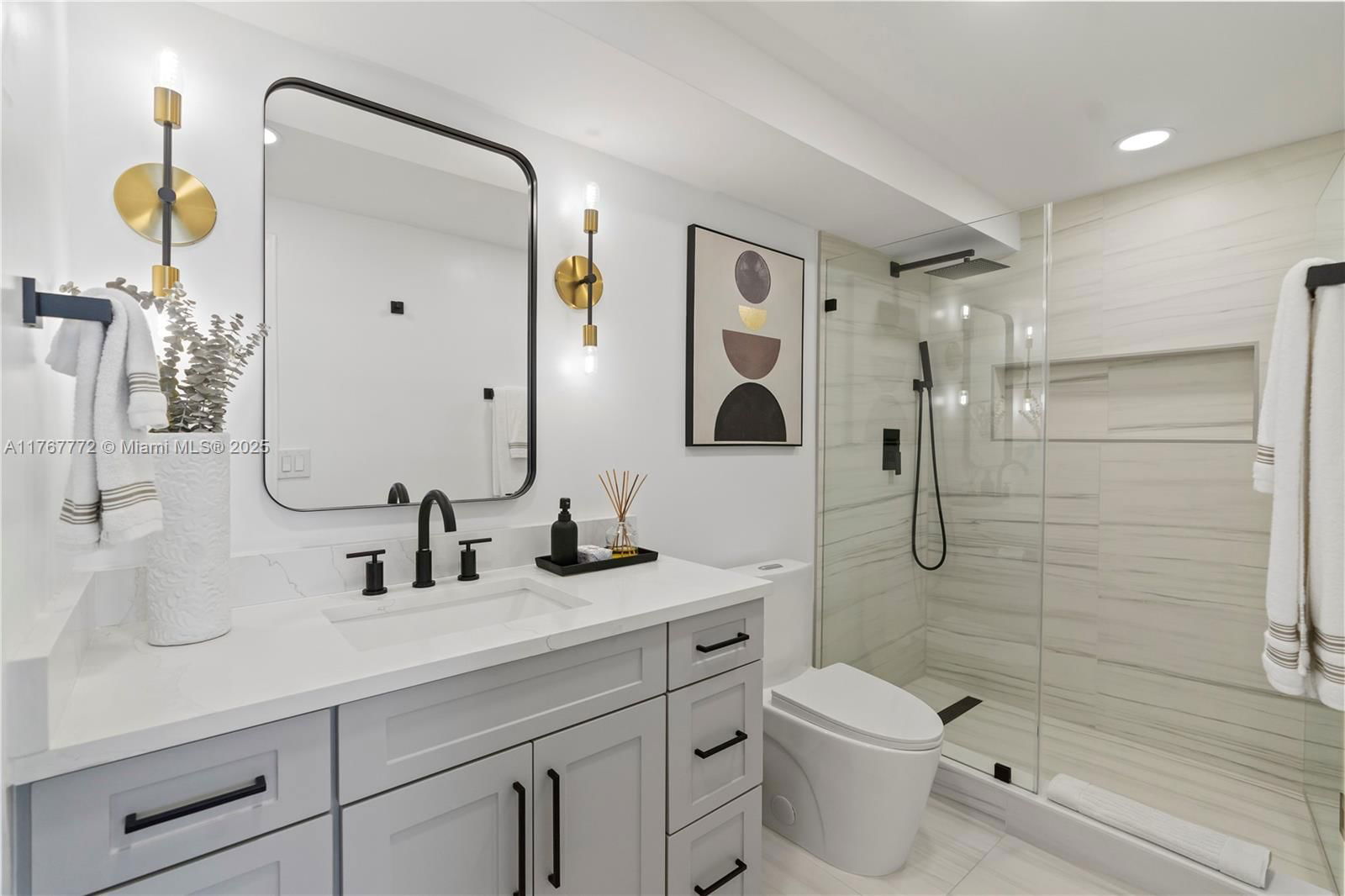 Real estate property located at 2841 Ocean Blvd #1806, Broward, Vantage View Condo, Fort Lauderdale, FL