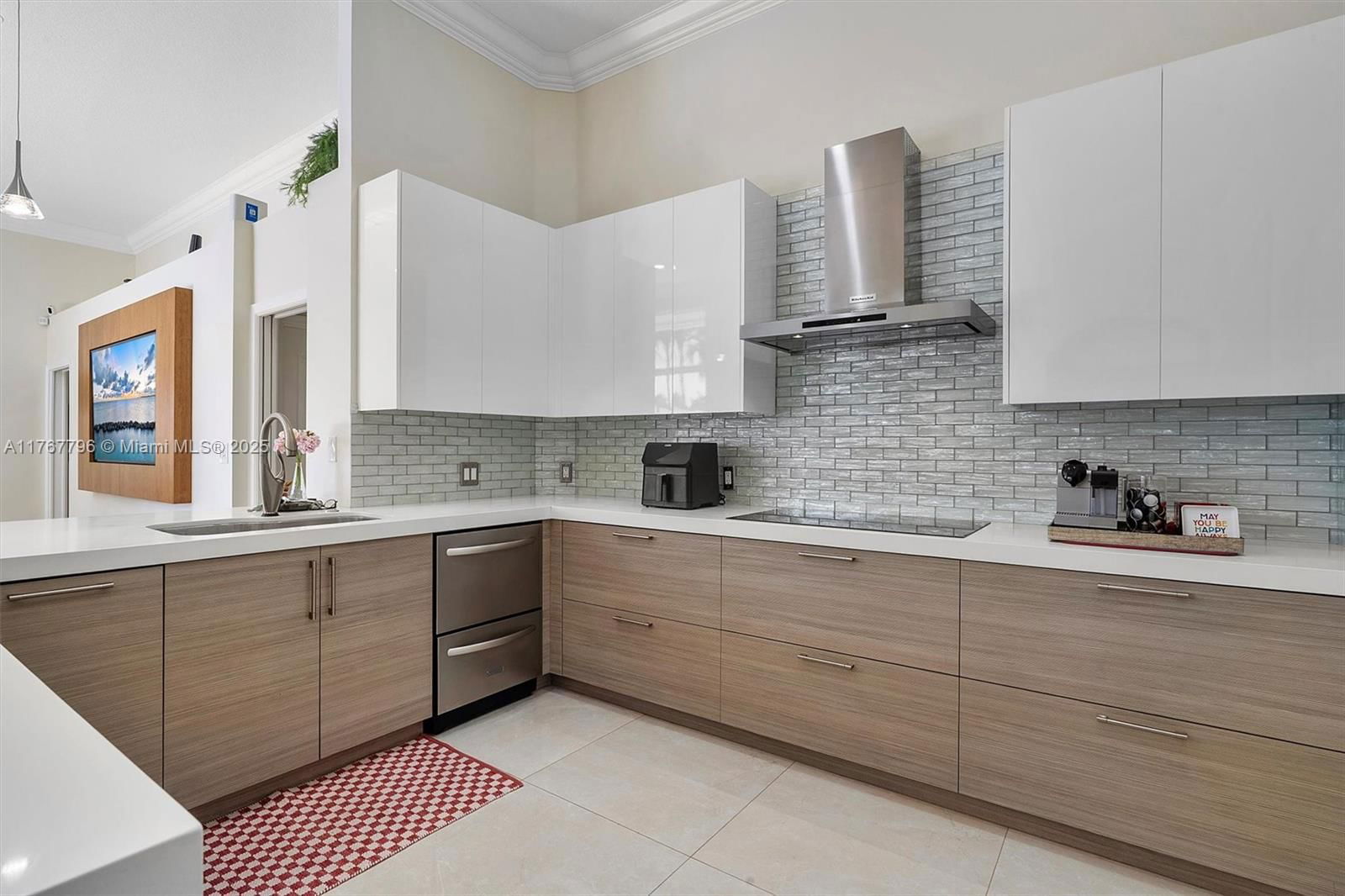 Real estate property located at 2541 Golf View Dr, Broward, Sector 7 - Parcels F G H, Weston, FL