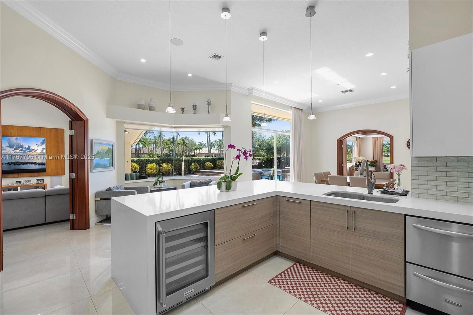 Real estate property located at 2541 Golf View Dr, Broward, Sector 7 - Parcels F G H, Weston, FL