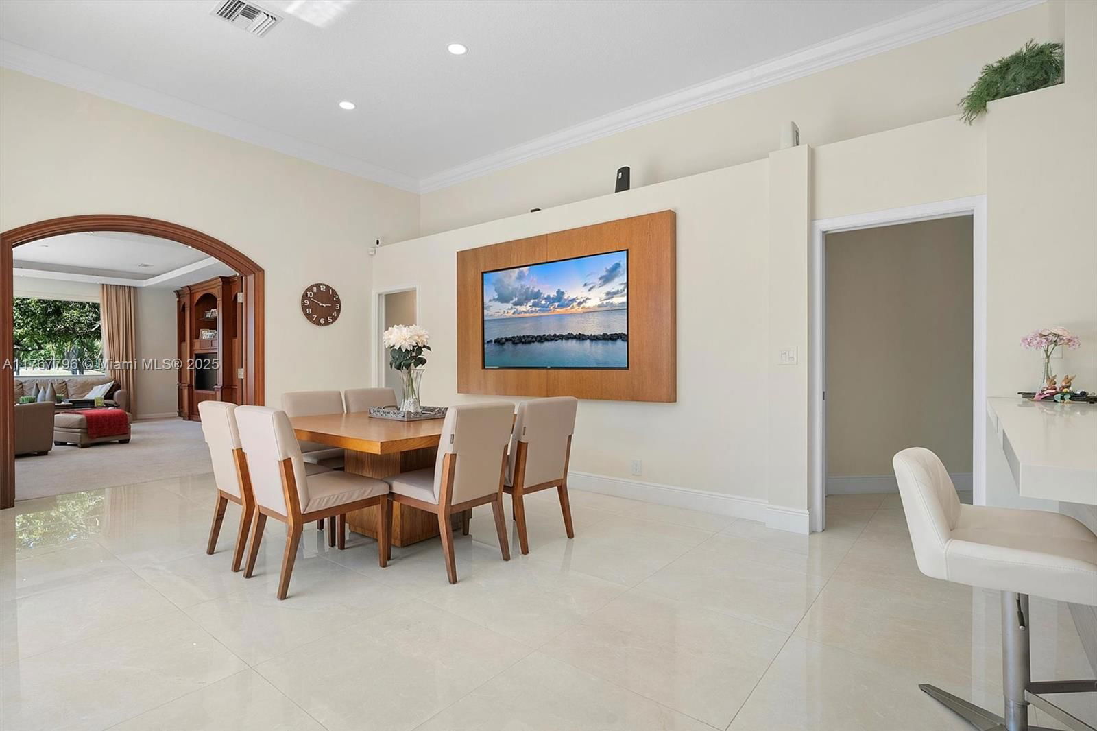 Real estate property located at 2541 Golf View Dr, Broward, Sector 7 - Parcels F G H, Weston, FL