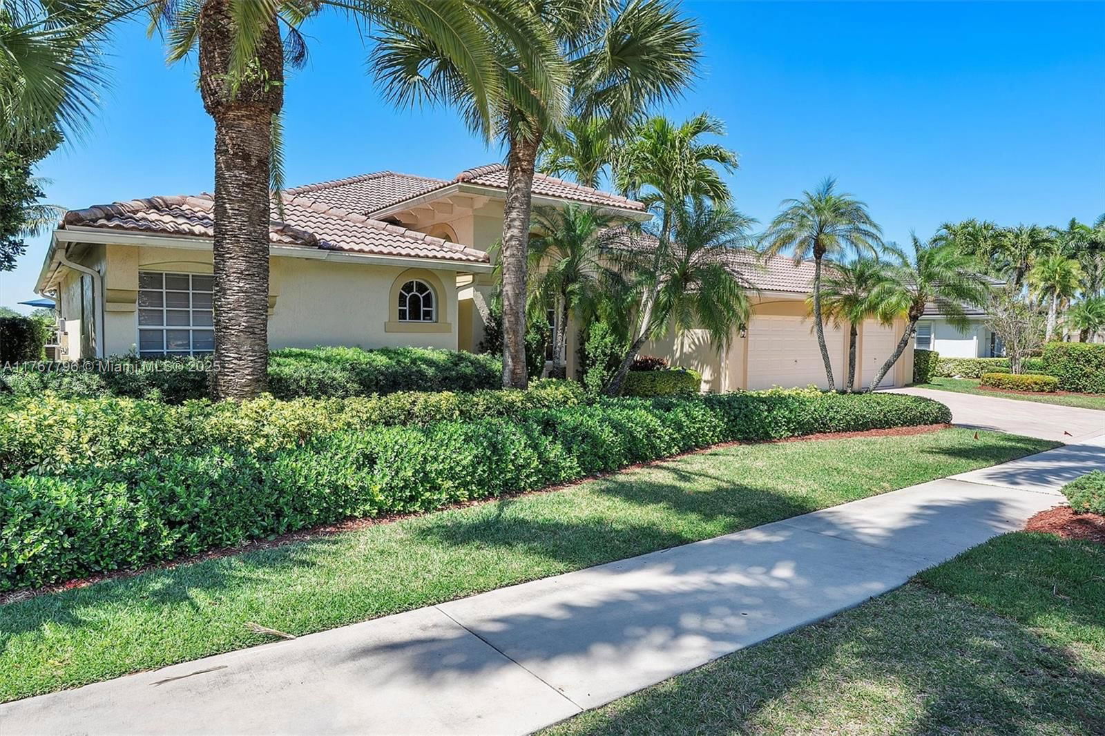 Real estate property located at 2541 Golf View Dr, Broward, Sector 7 - Parcels F G H, Weston, FL