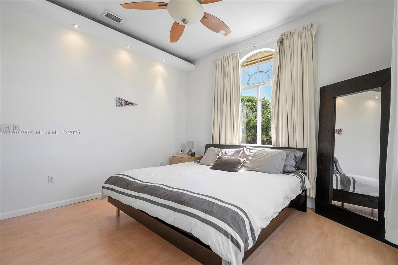 Real estate property located at 2541 Golf View Dr, Broward, Sector 7 - Parcels F G H, Weston, FL
