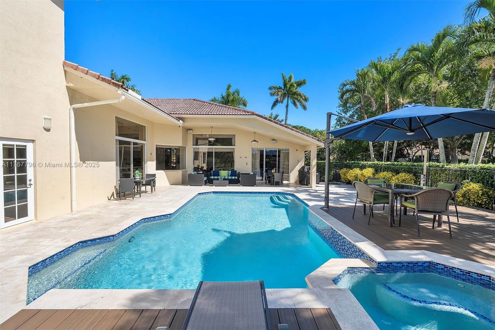 Real estate property located at 2541 Golf View Dr, Broward, Sector 7 - Parcels F G H, Weston, FL