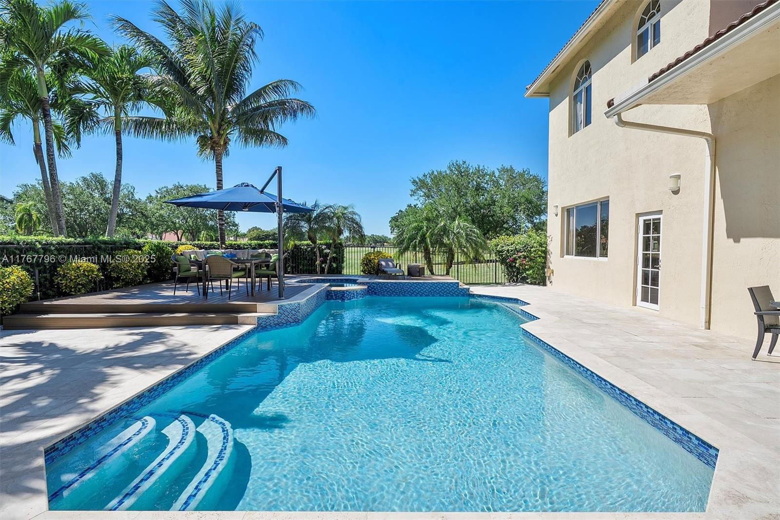 Real estate property located at 2541 Golf View Dr, Broward, Sector 7 - Parcels F G H, Weston, FL