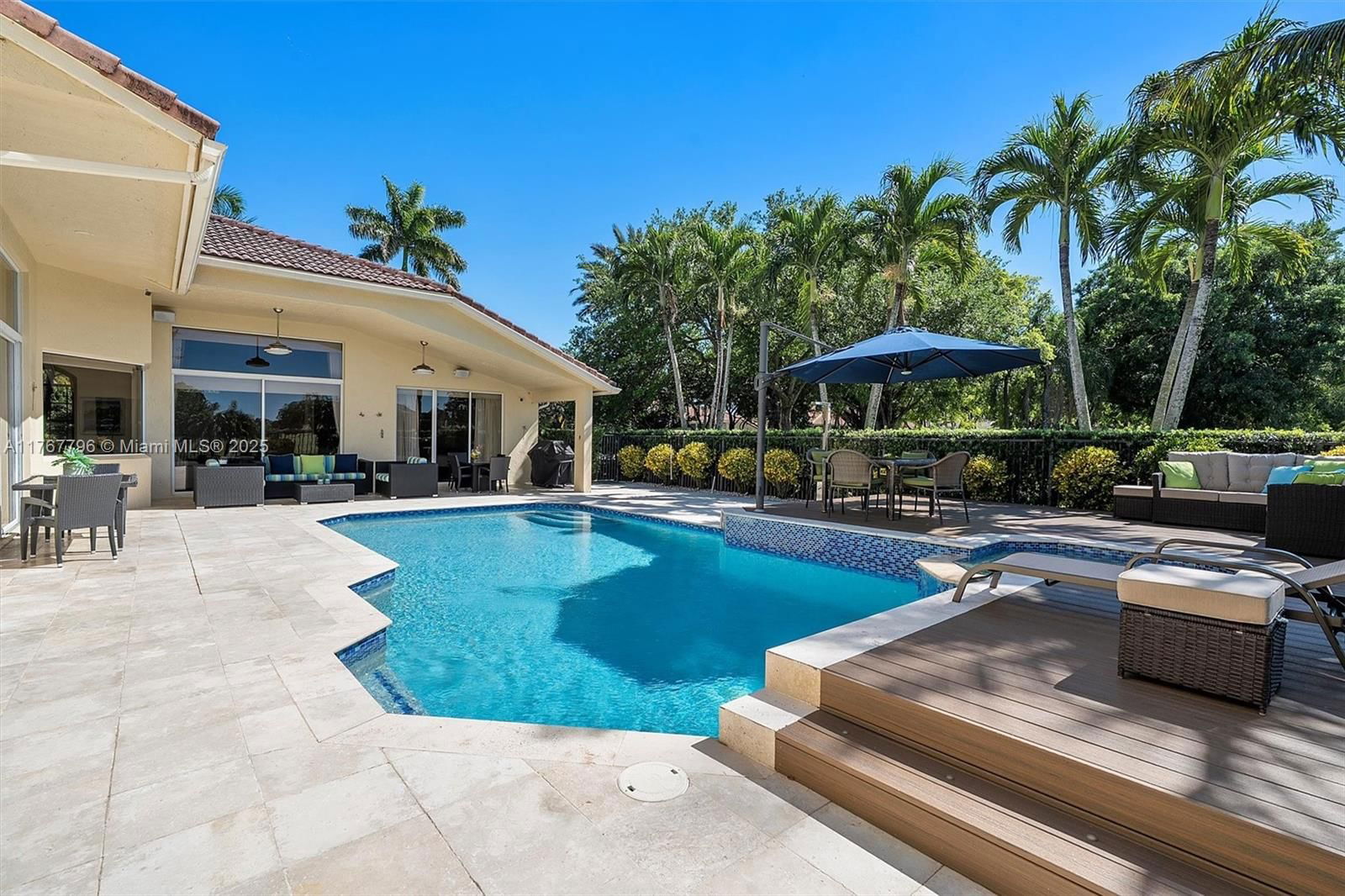 Real estate property located at 2541 Golf View Dr, Broward, Sector 7 - Parcels F G H, Weston, FL