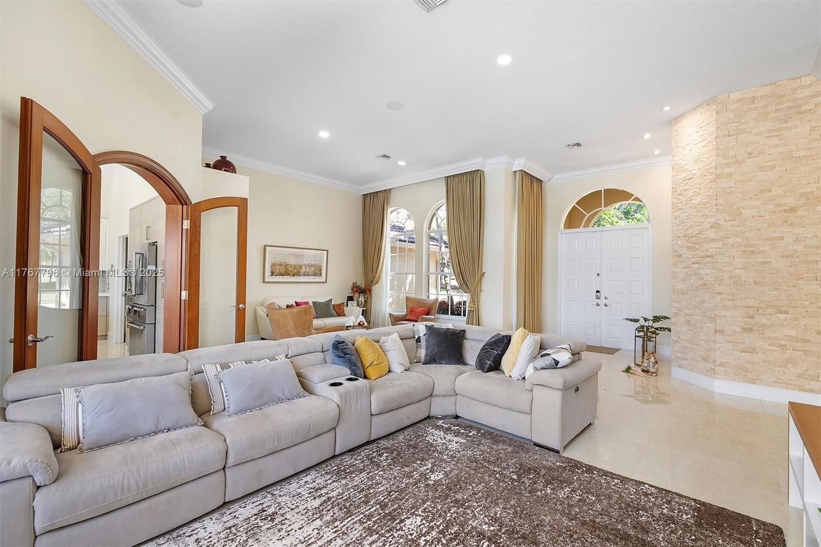 Real estate property located at 2541 Golf View Dr, Broward, Sector 7 - Parcels F G H, Weston, FL