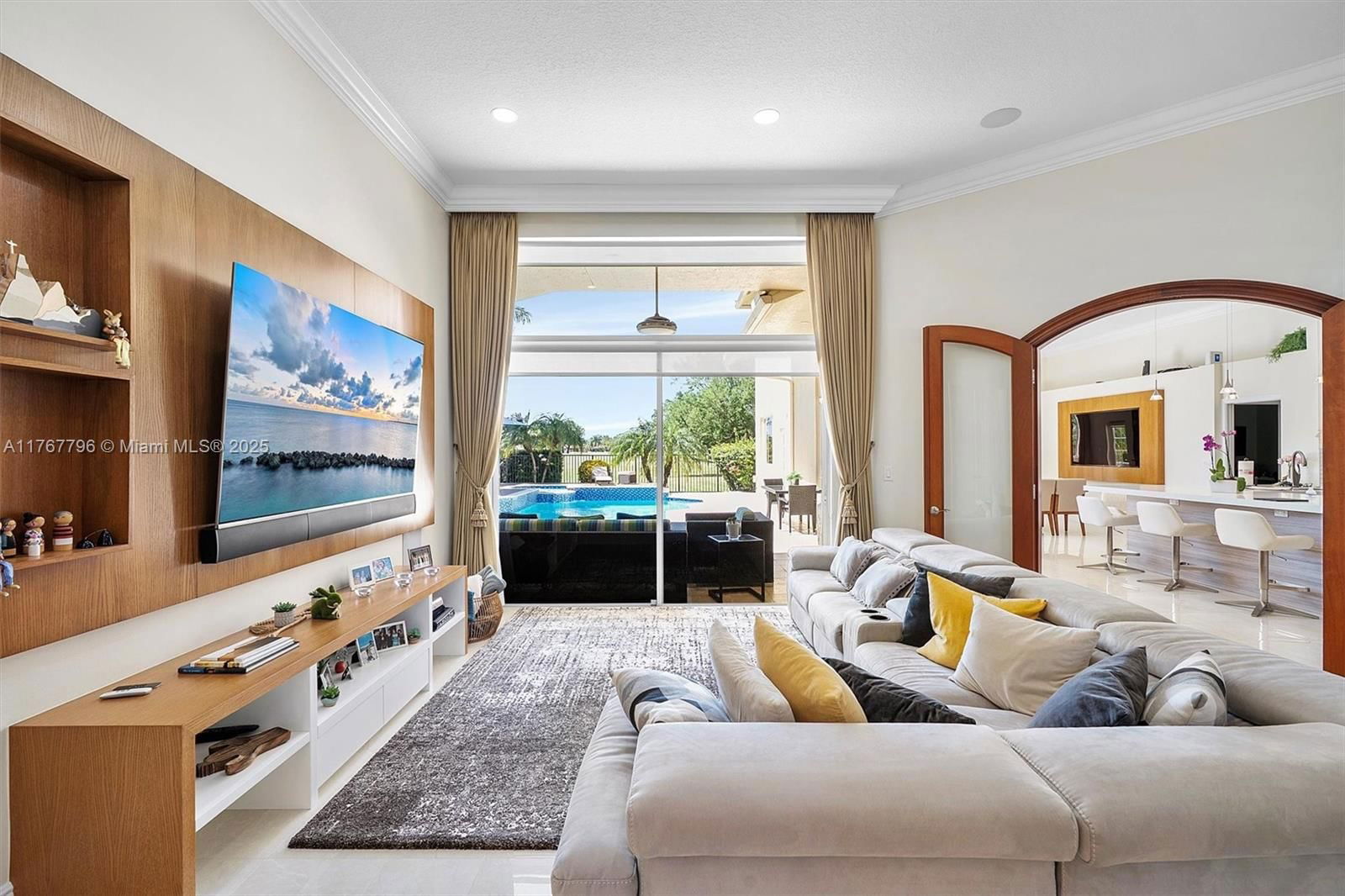 Real estate property located at 2541 Golf View Dr, Broward, Sector 7 - Parcels F G H, Weston, FL