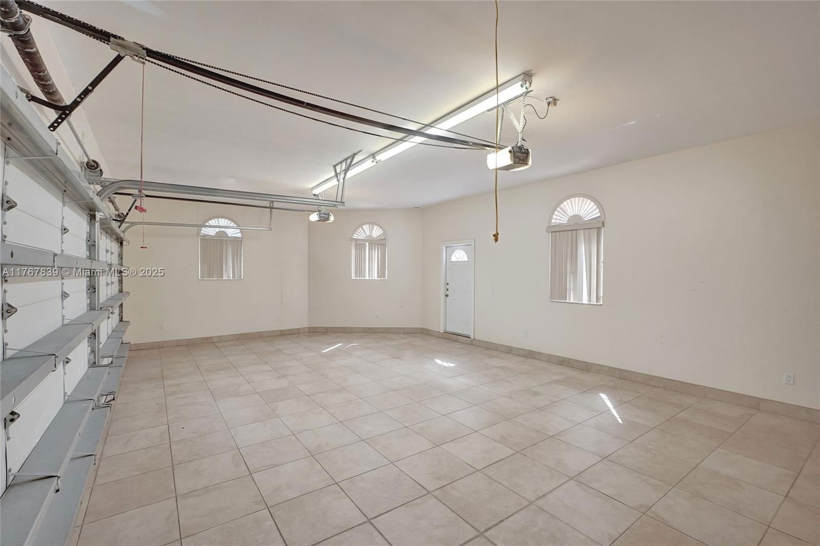 Real estate property located at 450 Esplanade Dr, Miami-dade, Cinema Park Country Club, Miami Springs, FL
