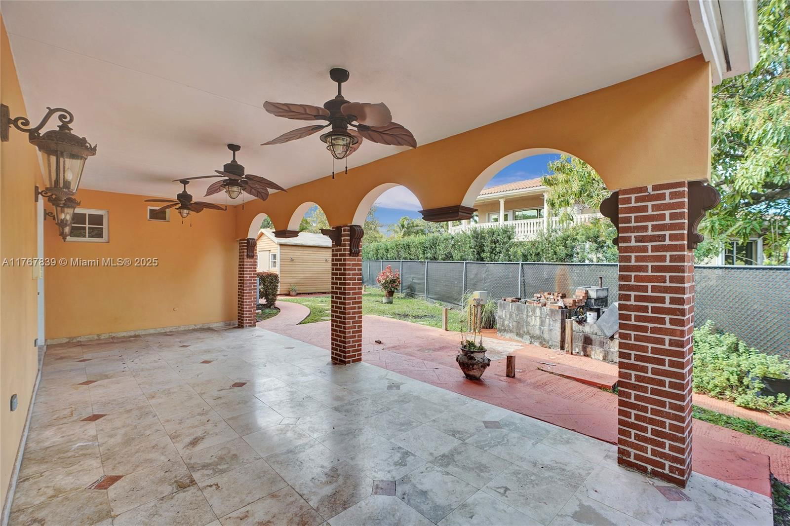 Real estate property located at 450 Esplanade Dr, Miami-dade, Cinema Park Country Club, Miami Springs, FL