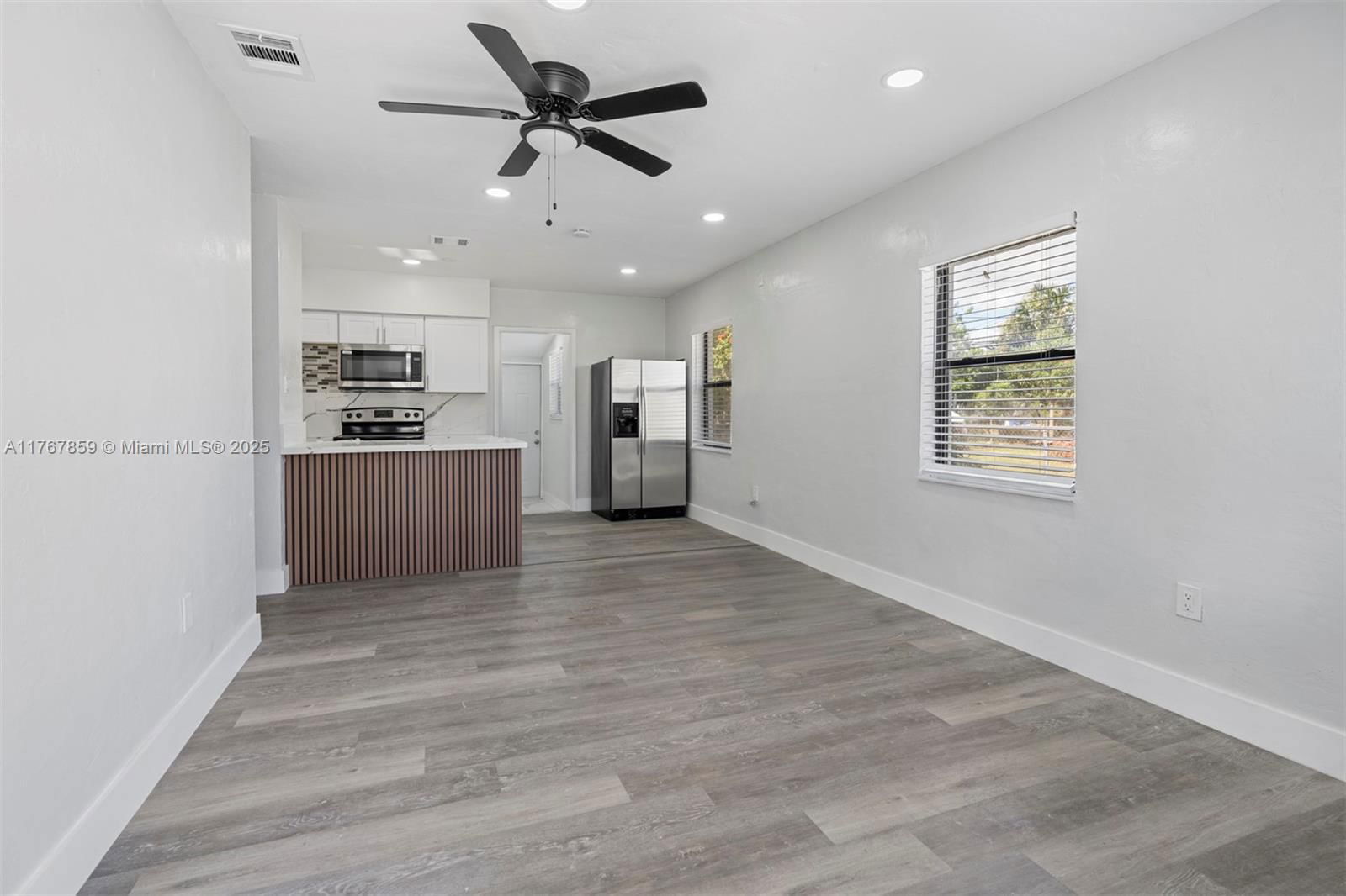 Real estate property located at 15900 18th Ave, Miami-dade, Bunche Park 1 Addn, Miami Gardens, FL