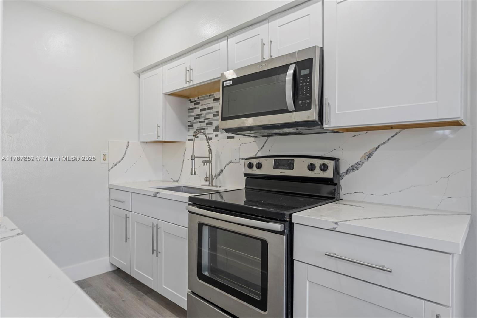 Real estate property located at 15900 18th Ave, Miami-dade, Bunche Park 1 Addn, Miami Gardens, FL