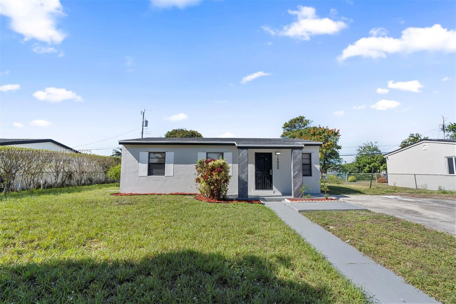 Real estate property located at 15900 18th Ave, Miami-dade, Bunche Park 1 Addn, Miami Gardens, FL