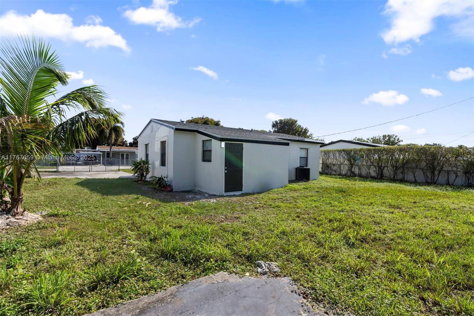 Real estate property located at 15900 18th Ave, Miami-dade, Bunche Park 1 Addn, Miami Gardens, FL