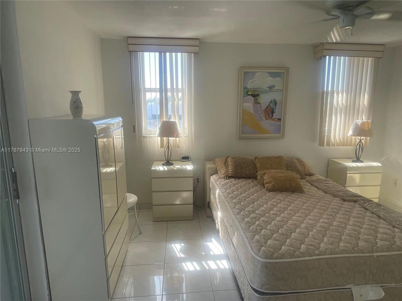 Real estate property located at 2910 Point East Dr M414, Miami-dade, Point East Sec Iii Condo, Aventura, FL
