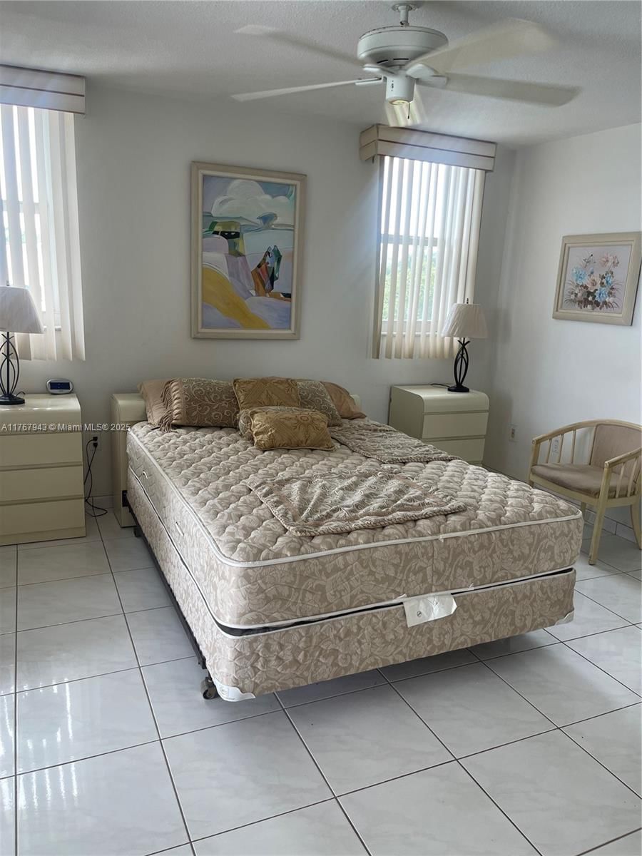 Real estate property located at 2910 Point East Dr M414, Miami-dade, Point East Sec Iii Condo, Aventura, FL