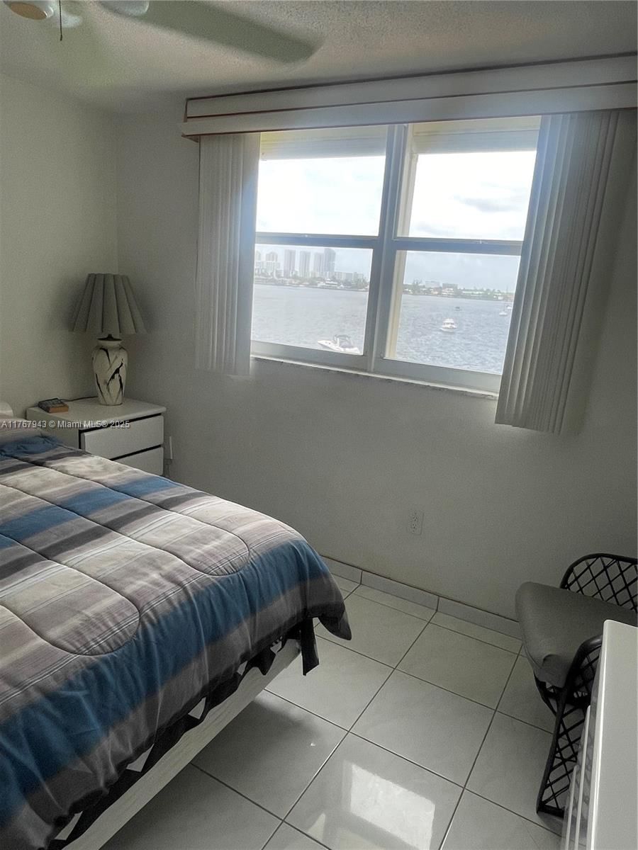 Real estate property located at 2910 Point East Dr M414, Miami-dade, Point East Sec Iii Condo, Aventura, FL