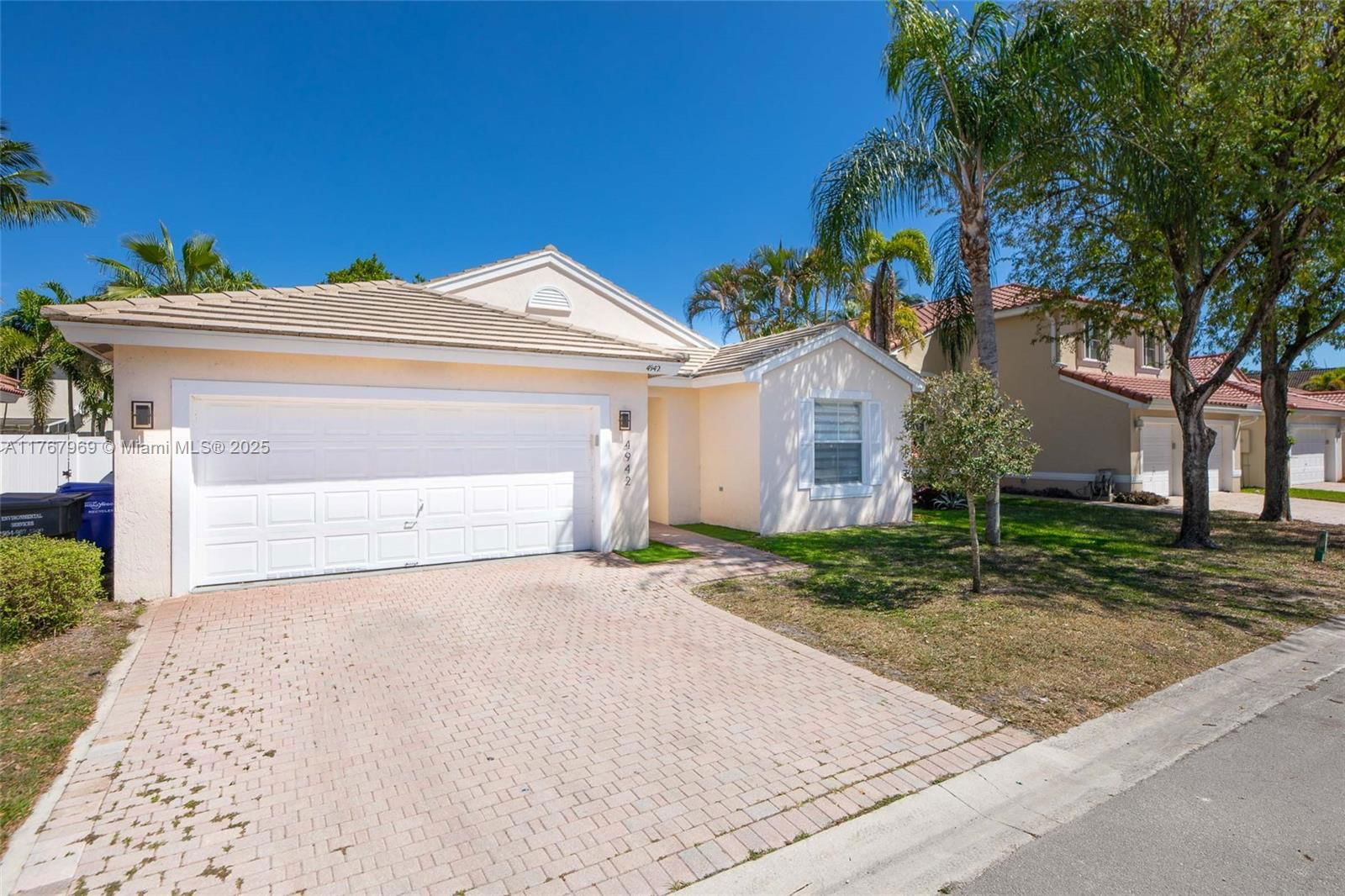 Real estate property located at 4942 32nd Way, Broward, Banyan Oakridge Plat, Hollywood, FL