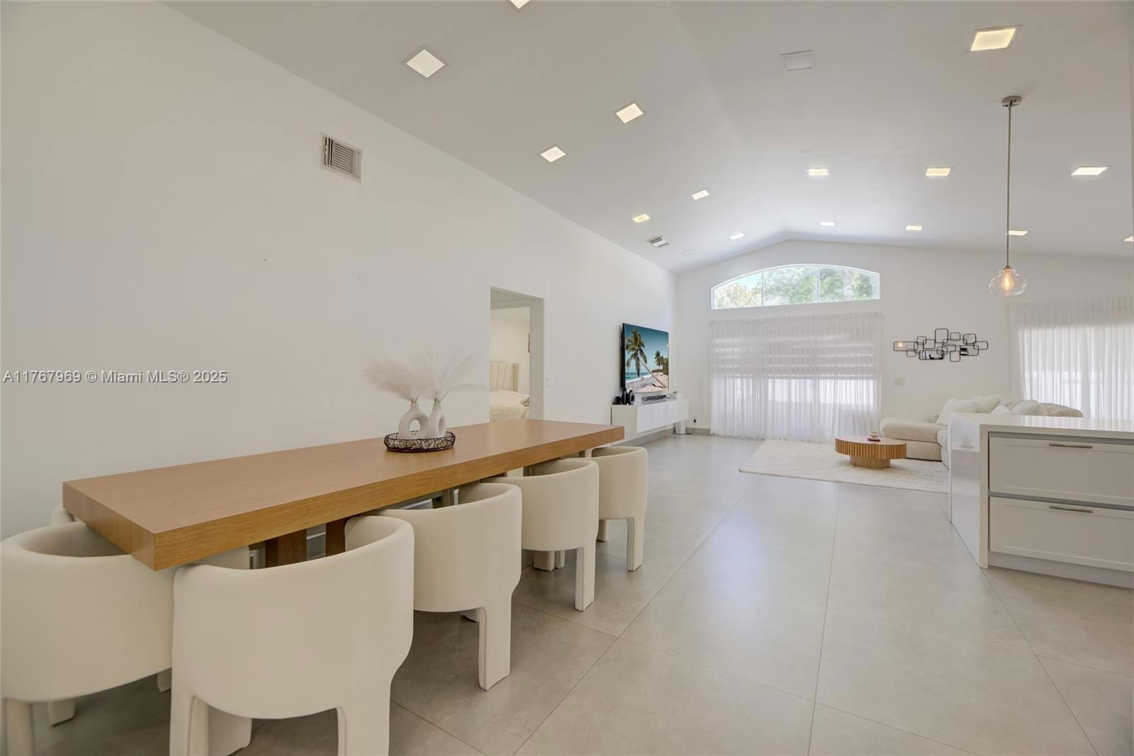 Real estate property located at 4942 32nd Way, Broward, Banyan Oakridge Plat, Hollywood, FL