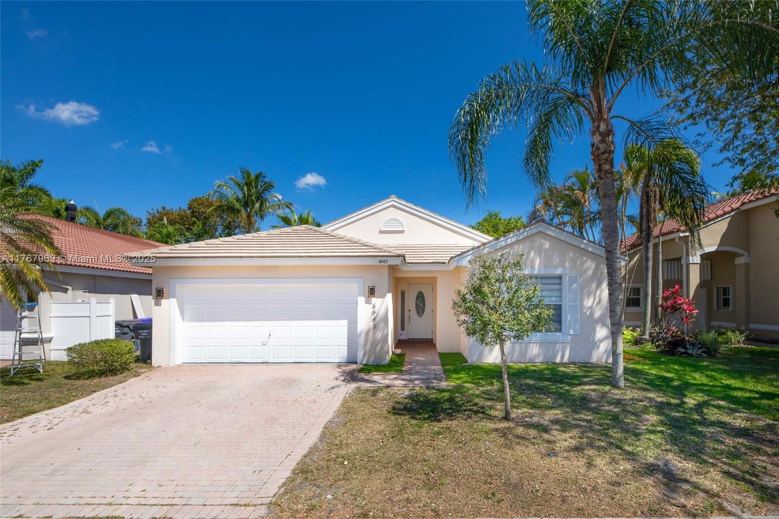 Real estate property located at 4942 32nd Way, Broward, Banyan Oakridge Plat, Hollywood, FL