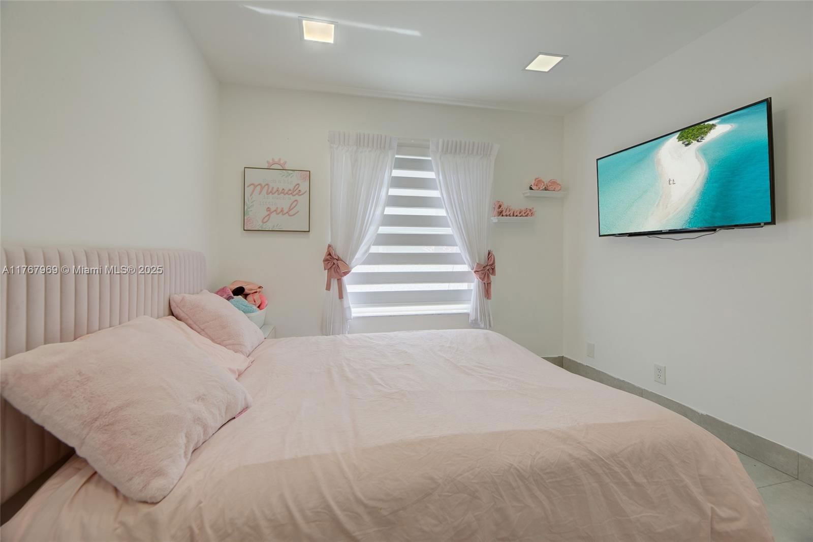 Real estate property located at 4942 32nd Way, Broward, Banyan Oakridge Plat, Hollywood, FL