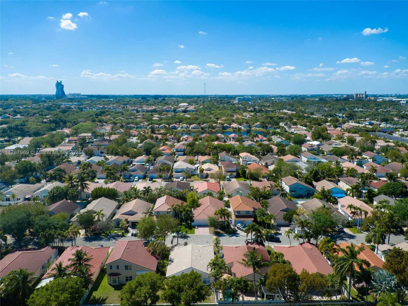 Real estate property located at 4942 32nd Way, Broward, Banyan Oakridge Plat, Hollywood, FL