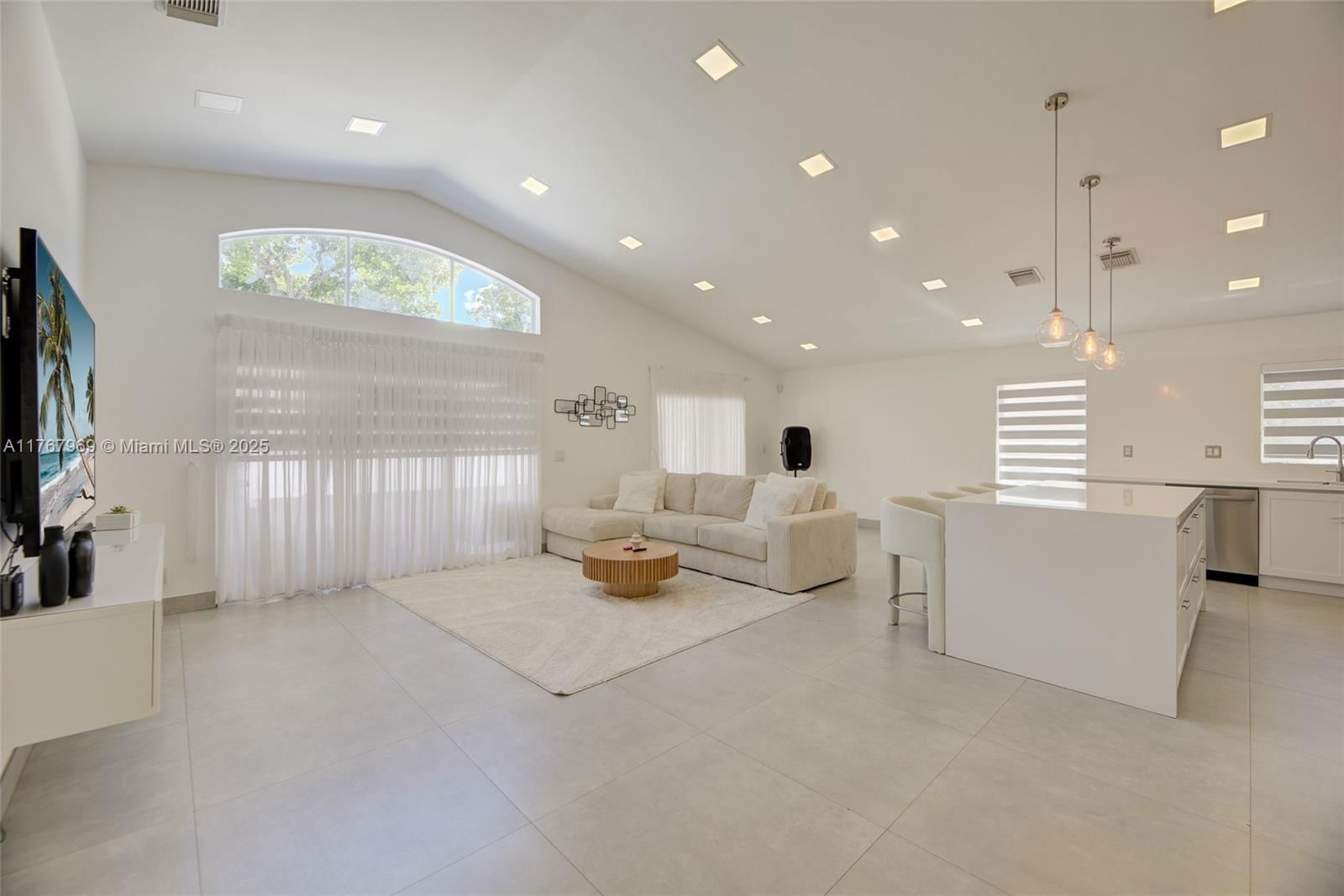 Real estate property located at 4942 32nd Way, Broward, Banyan Oakridge Plat, Hollywood, FL