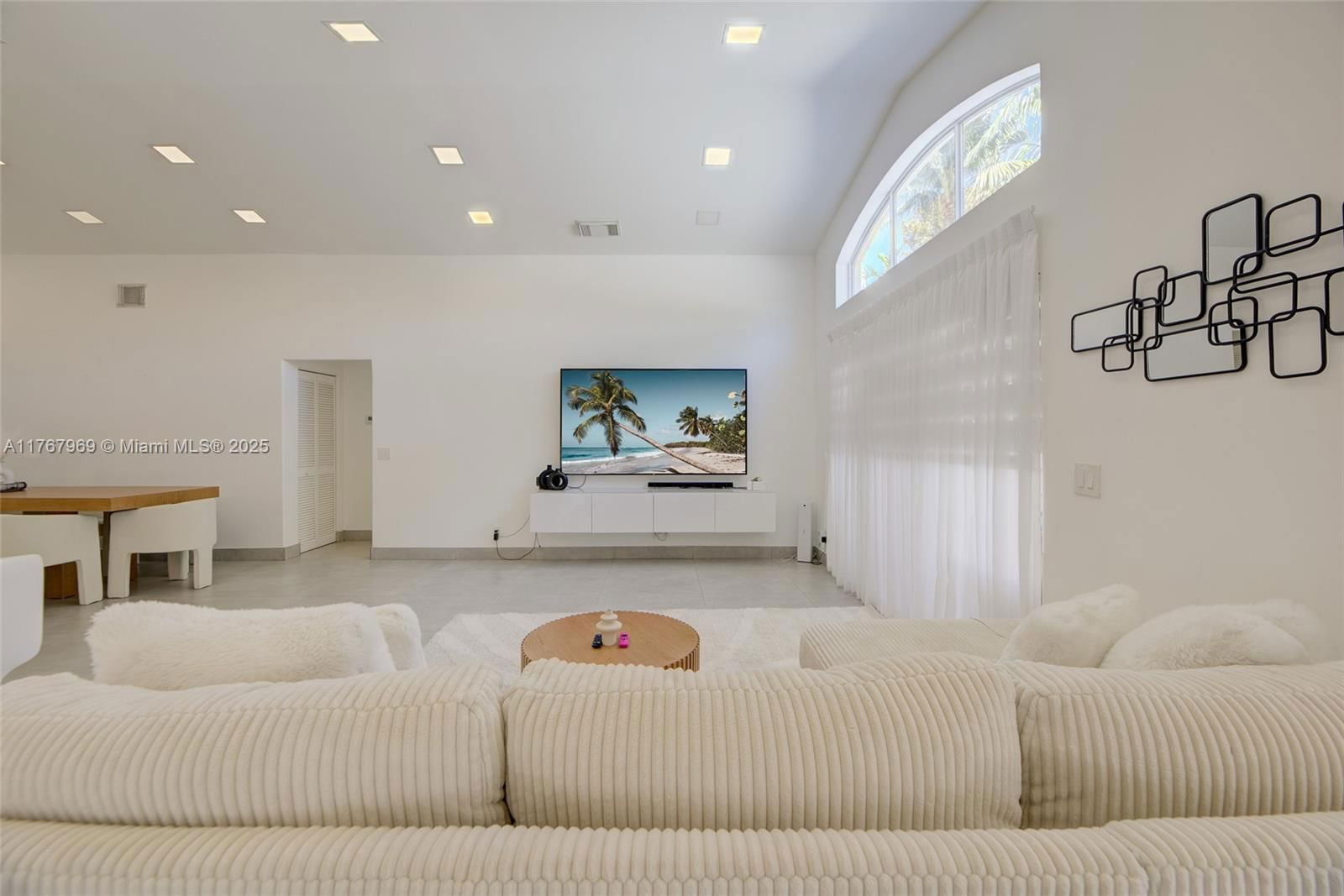 Real estate property located at 4942 32nd Way, Broward, Banyan Oakridge Plat, Hollywood, FL