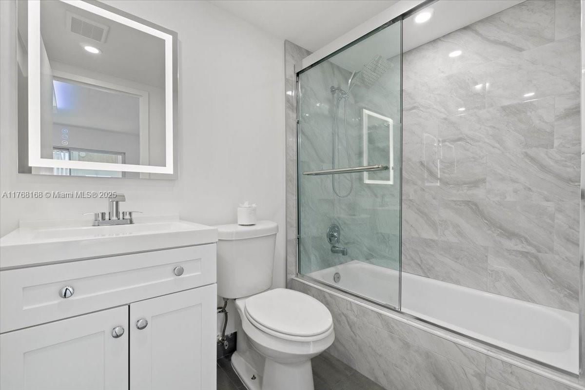 Real estate property located at 590 Brittany M #590, Palm Beach, Kings Point Brittany Cond, Delray Beach, FL