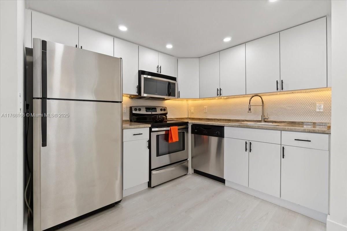 Real estate property located at 590 Brittany M #590, Palm Beach, Kings Point Brittany Cond, Delray Beach, FL