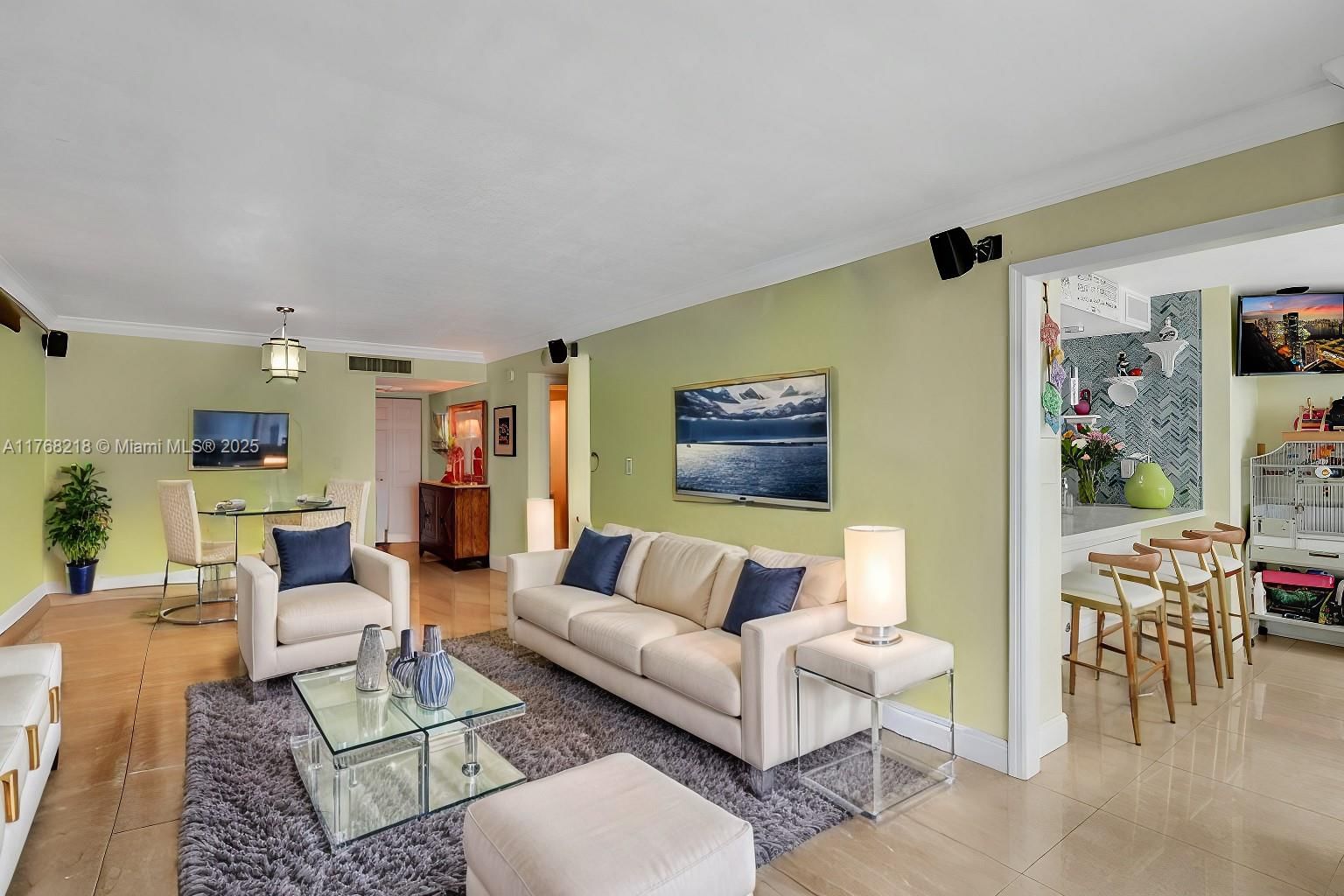 Real estate property located at 2655 Collins Ave #904, Miami-dade, Mirasol Ocean Towers Cond, Miami Beach, FL