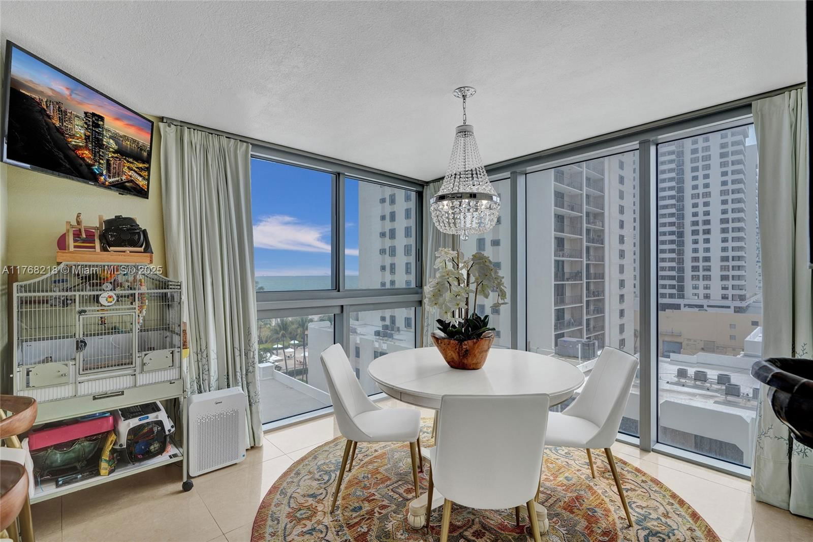 Real estate property located at 2655 Collins Ave #904, Miami-dade, Mirasol Ocean Towers Cond, Miami Beach, FL