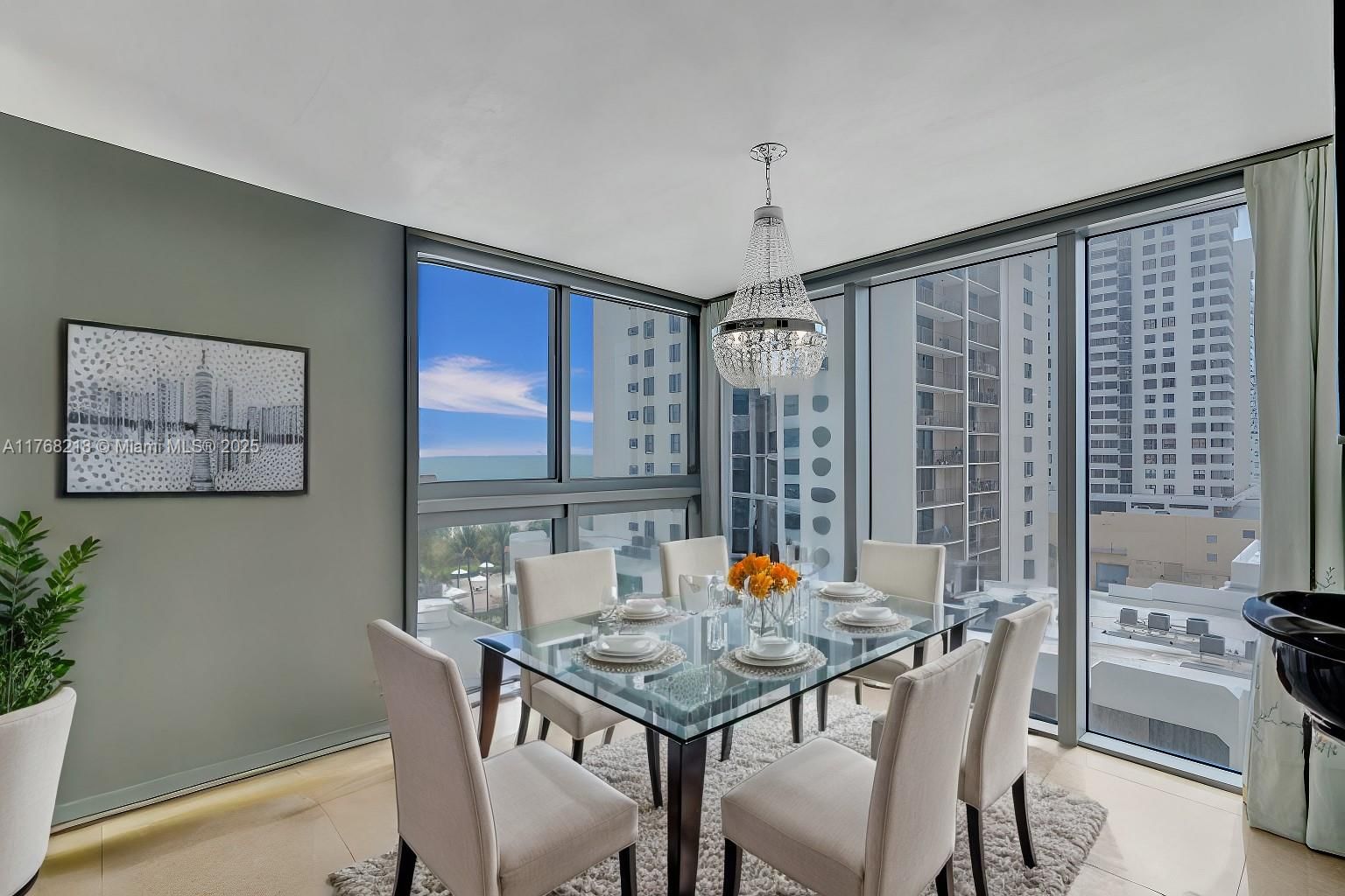 Real estate property located at 2655 Collins Ave #904, Miami-dade, Mirasol Ocean Towers Cond, Miami Beach, FL