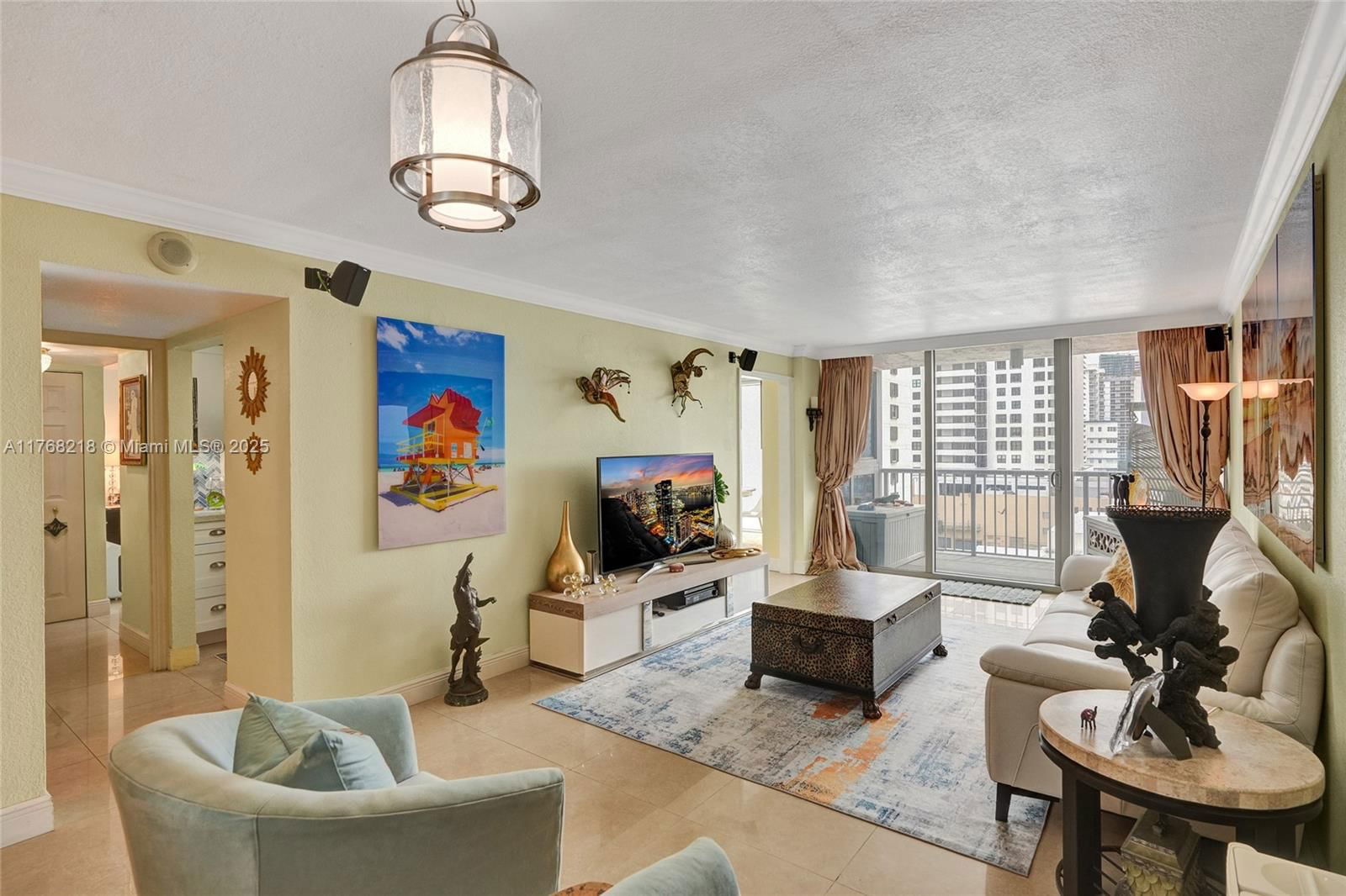 Real estate property located at 2655 Collins Ave #904, Miami-dade, Mirasol Ocean Towers Cond, Miami Beach, FL