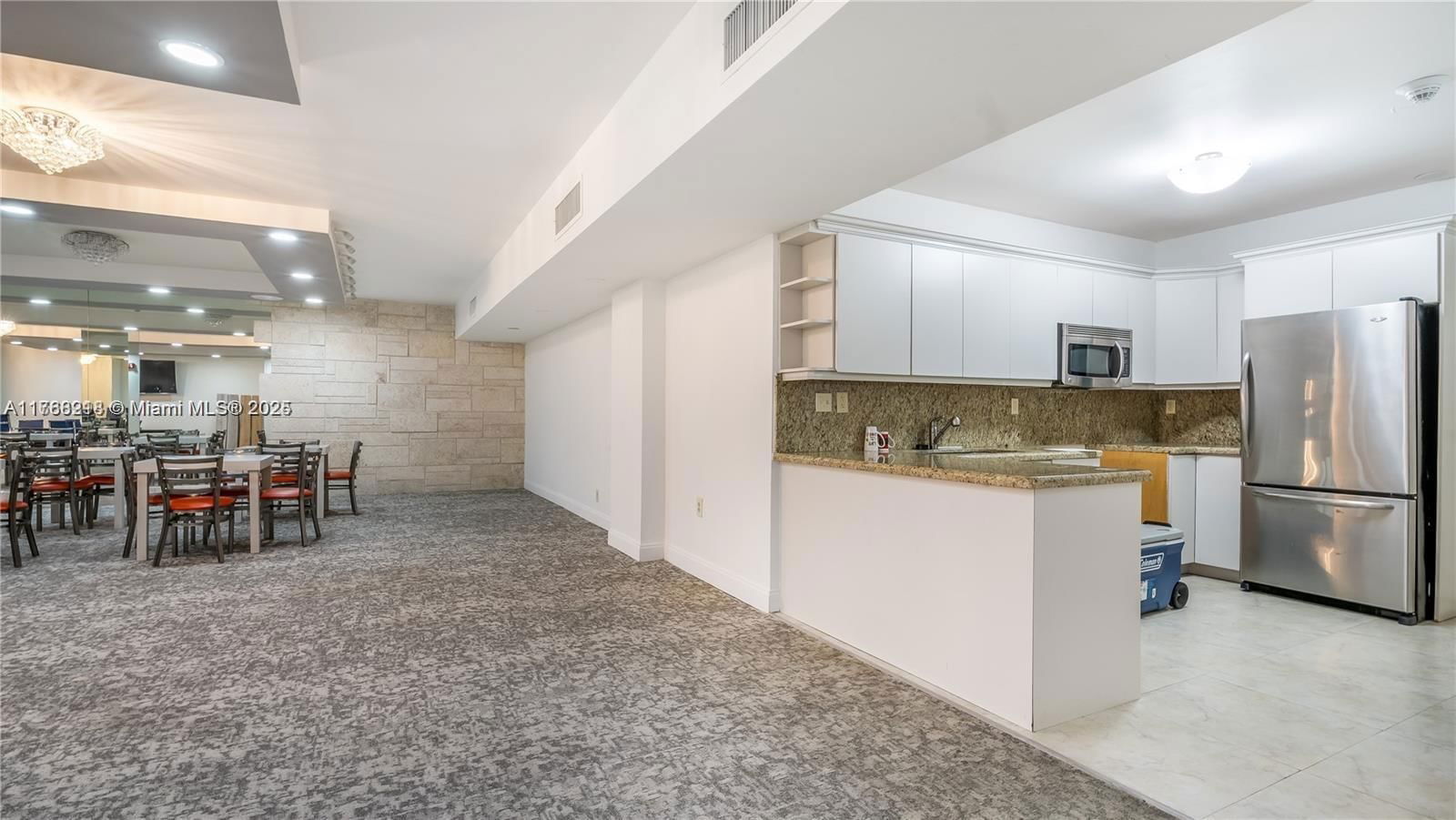 Real estate property located at 2655 Collins Ave #904, Miami-dade, Mirasol Ocean Towers Cond, Miami Beach, FL