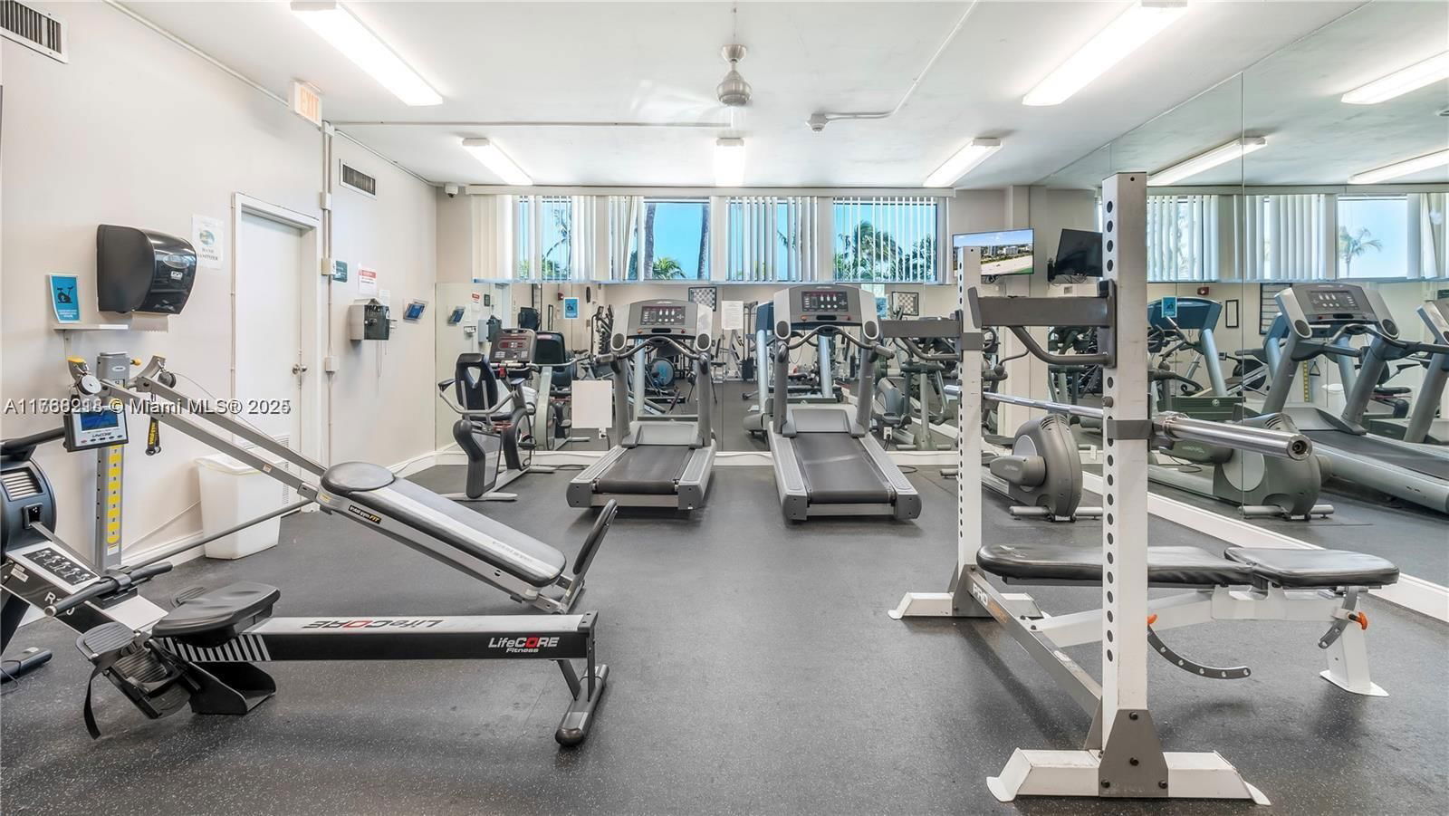 Real estate property located at 2655 Collins Ave #904, Miami-dade, Mirasol Ocean Towers Cond, Miami Beach, FL