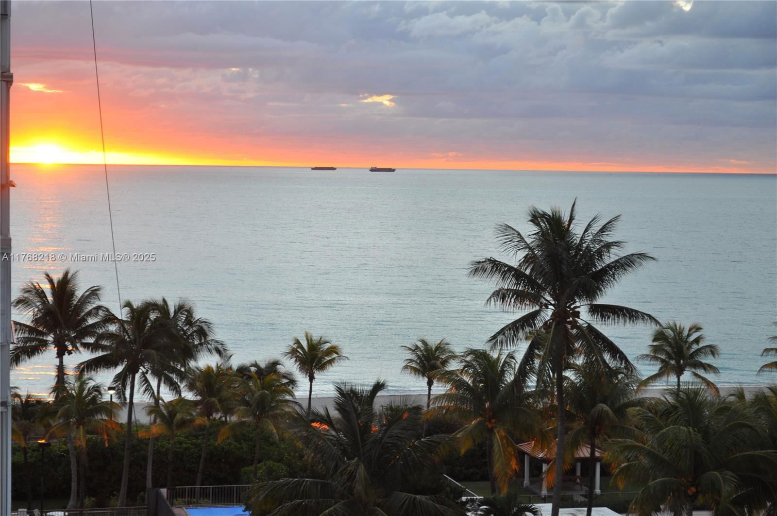 Real estate property located at 2655 Collins Ave #904, Miami-dade, Mirasol Ocean Towers Cond, Miami Beach, FL