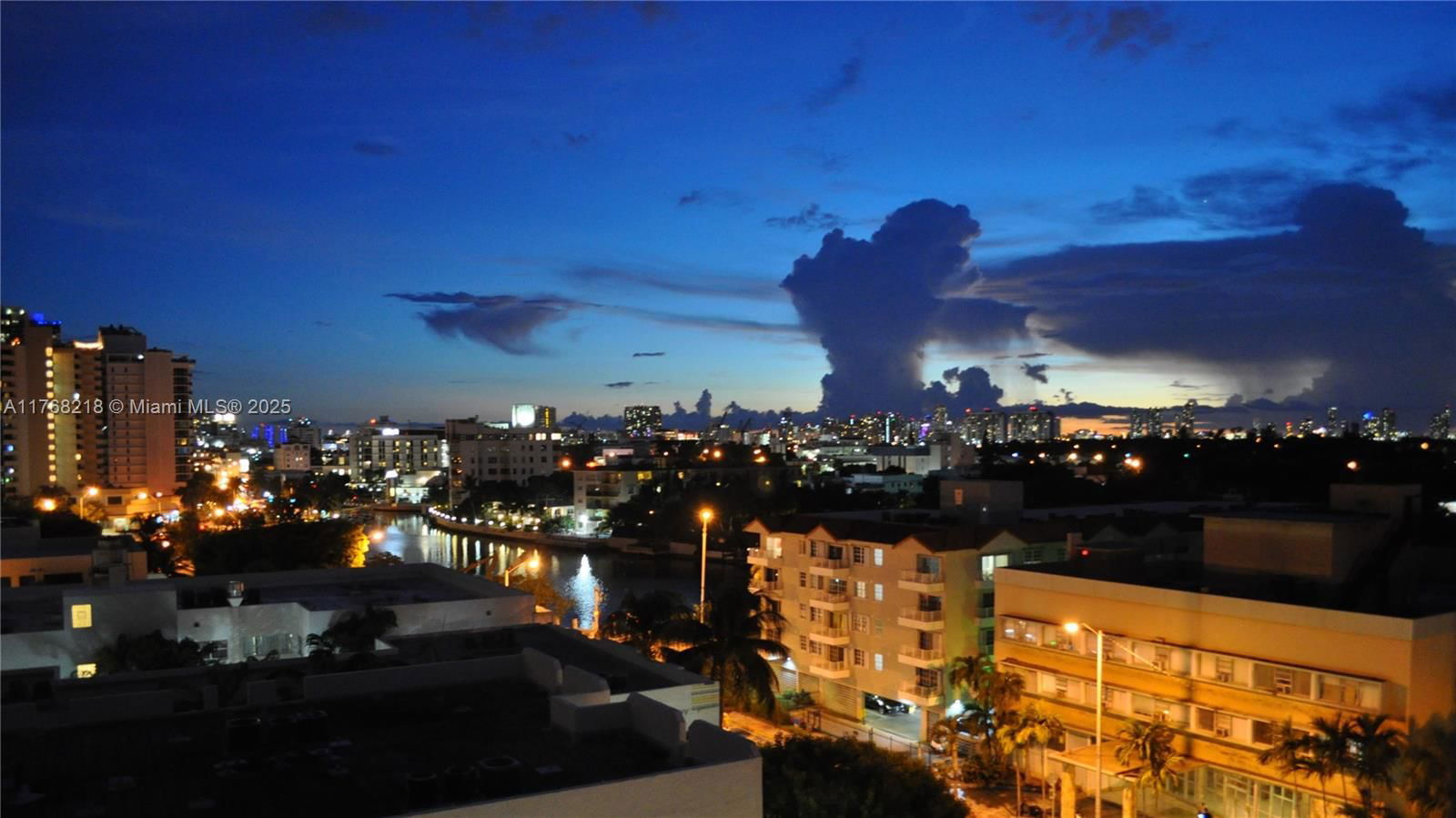 Real estate property located at 2655 Collins Ave #904, Miami-dade, Mirasol Ocean Towers Cond, Miami Beach, FL