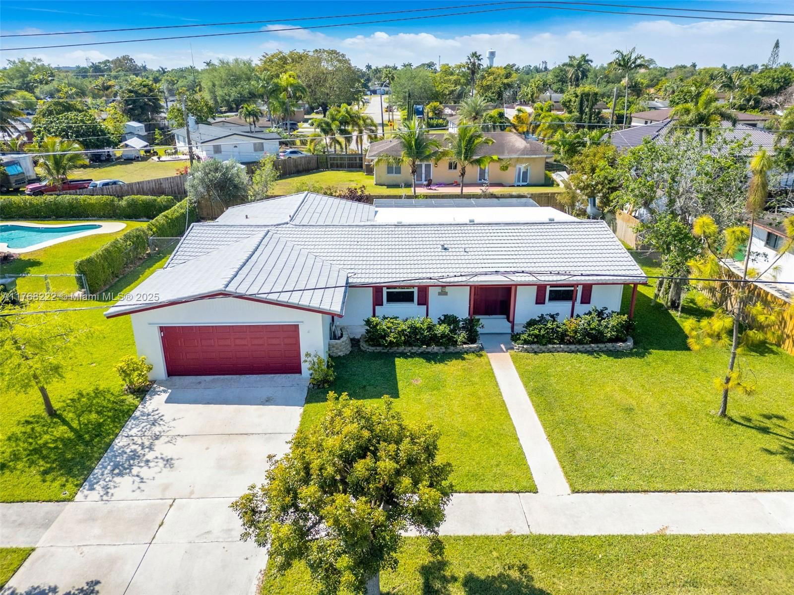 Real estate property located at 240 19th St, Miami-dade, Pine Manor Part One, Homestead, FL