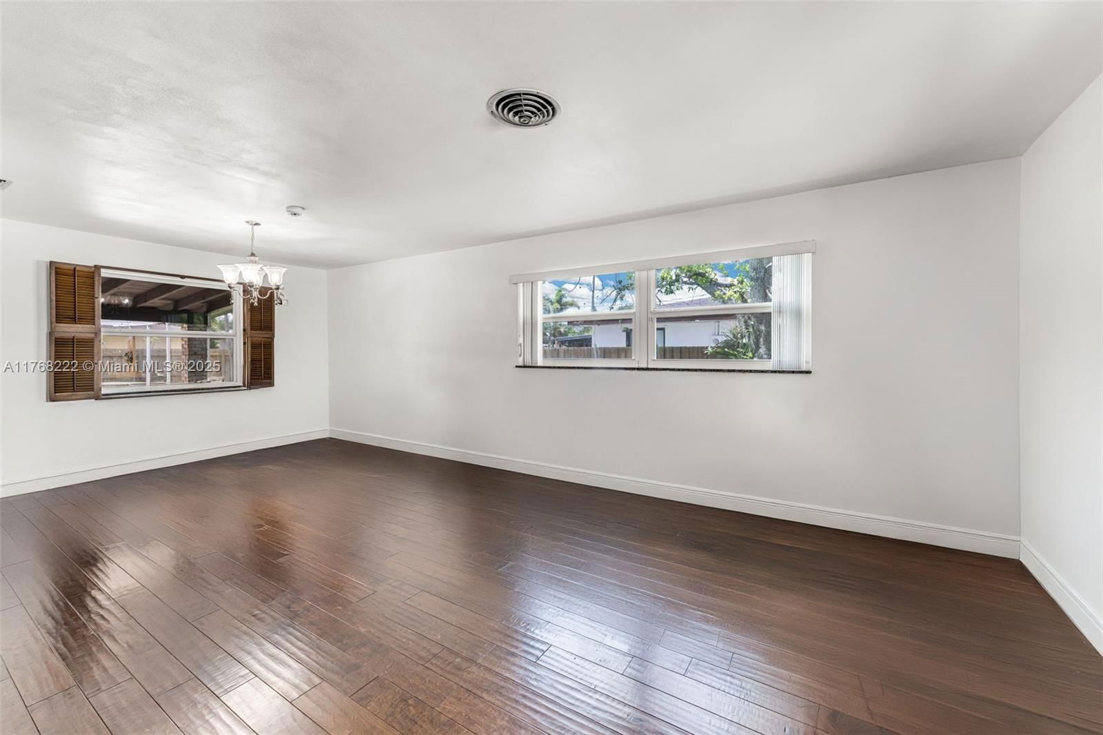 Real estate property located at 240 19th St, Miami-dade, Pine Manor Part One, Homestead, FL