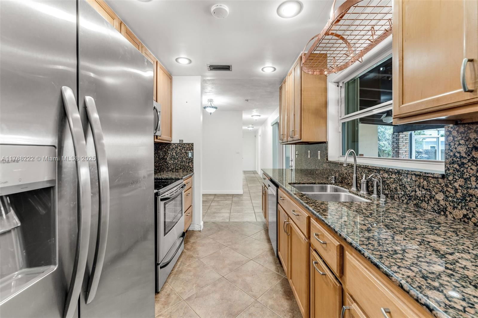 Real estate property located at 240 19th St, Miami-dade, Pine Manor Part One, Homestead, FL
