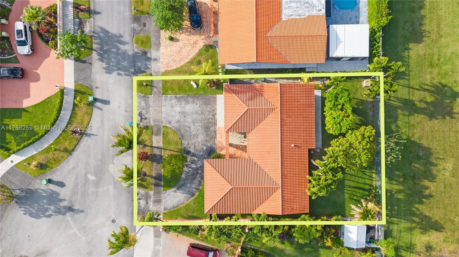 Real estate property located at 7450 100th Ct, Miami-dade, Villas Of Sunset Park, Miami, FL