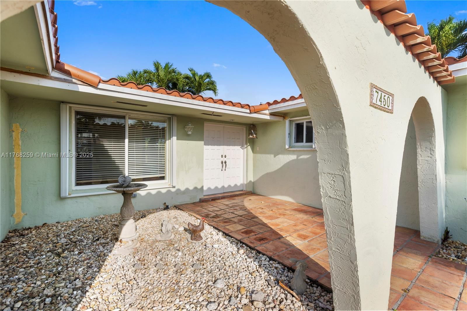 Real estate property located at 7450 100th Ct, Miami-dade, Villas Of Sunset Park, Miami, FL