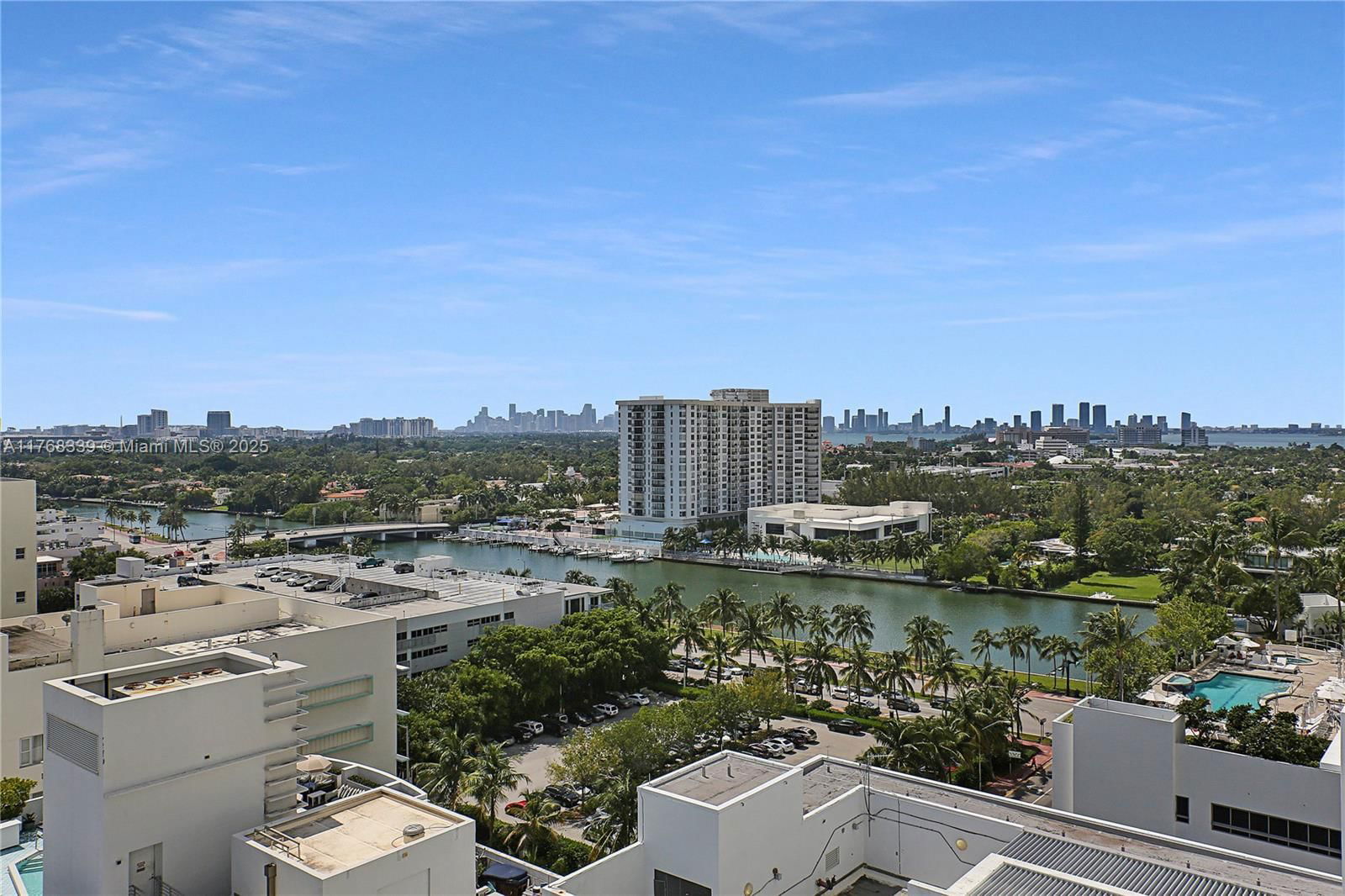 Real estate property located at 4391 Collins Ave #1415, Miami-dade, Fontainebleau Iii, Miami Beach, FL