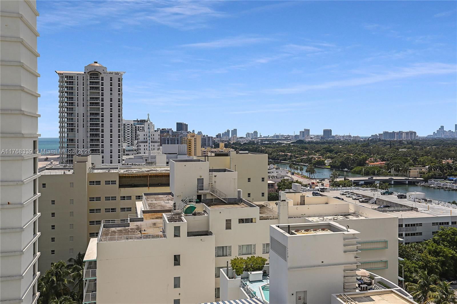 Real estate property located at 4391 Collins Ave #1415, Miami-dade, Fontainebleau Iii, Miami Beach, FL